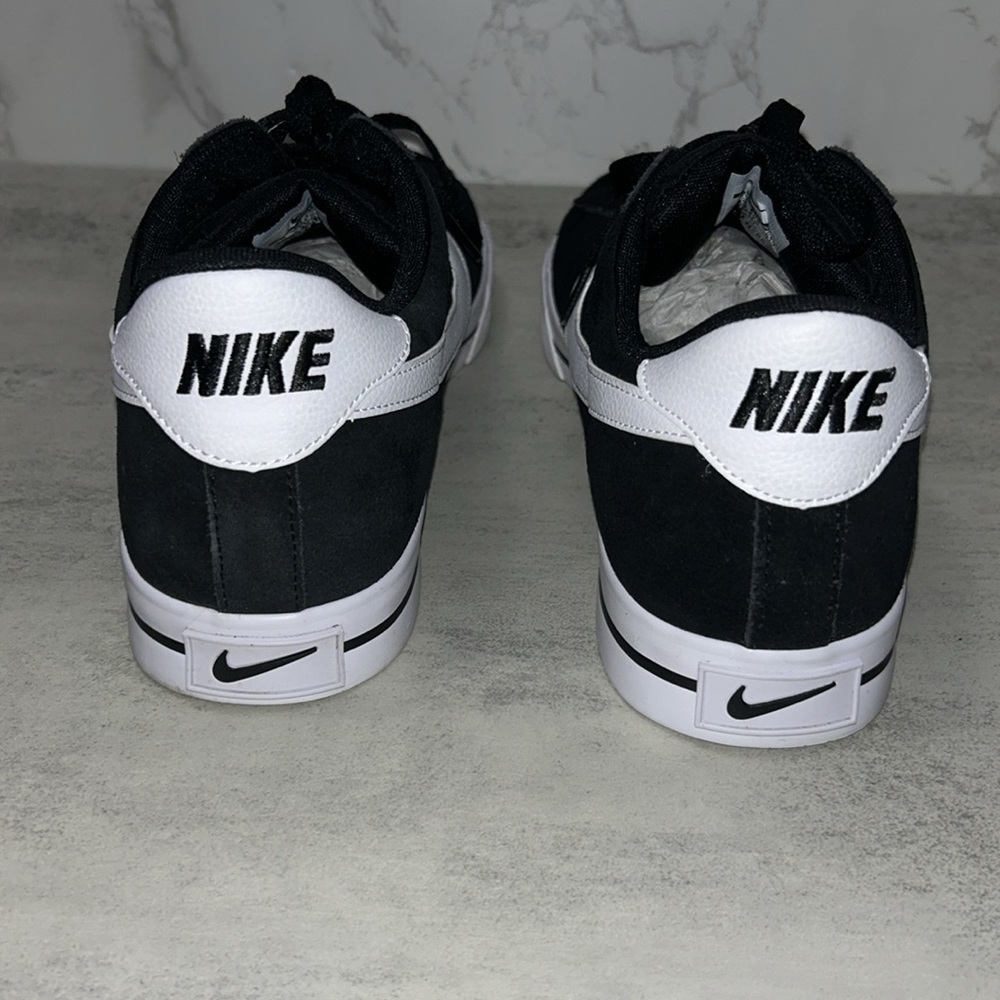 MENS Black and White Suede Nike - Picture 7 of 12
